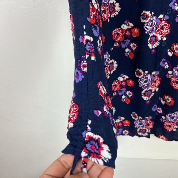 Woman Within New Women’s 14/16 M Button Up Ruched Sleeves Floral Print Tunic - Picture 6 of 9